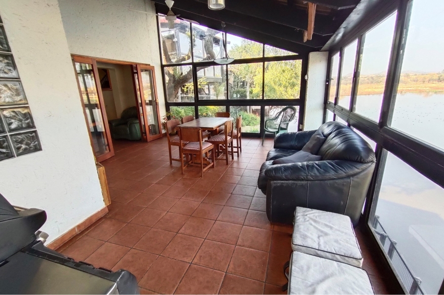 3 Bedroom Property for Sale in Ile du Lac North West